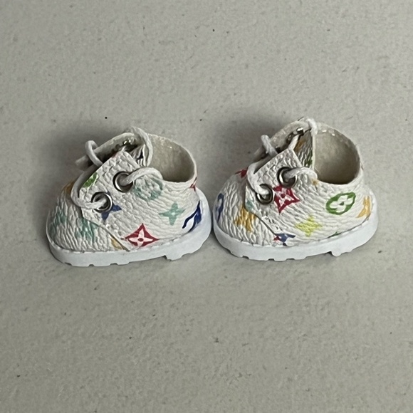 Labubu Designer Overalls Sneakers Bucket Hat 3 Piece Outfit Blue Suspenders Shoe - Picture 11 of 12